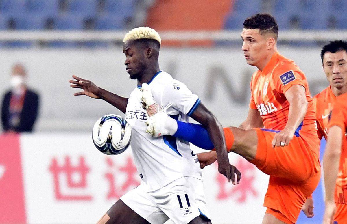 九游游戏-亚冠倒计时，北京首钢窗口期战术微调，细节引发关注，引发热议，心理建设被强调(fm前场组织核心进攻)